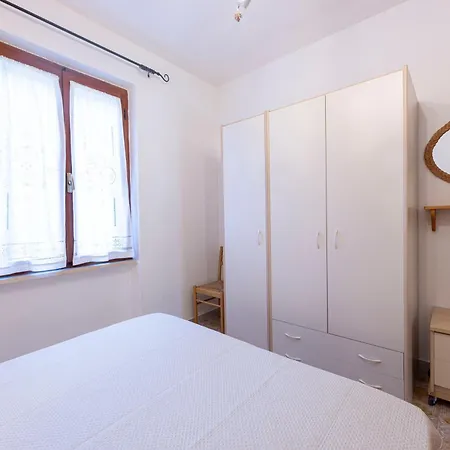 Villino Reale - Goelba 펜션